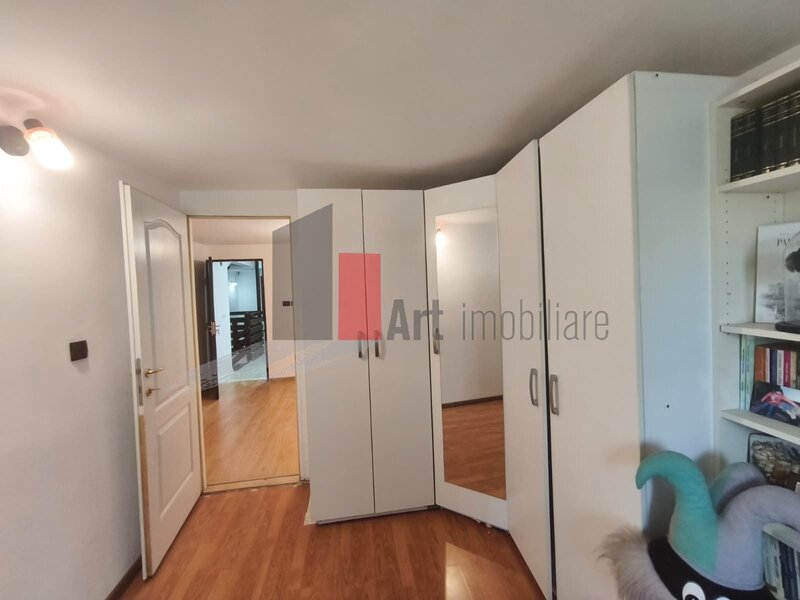 Giulesti Casa Vanzare